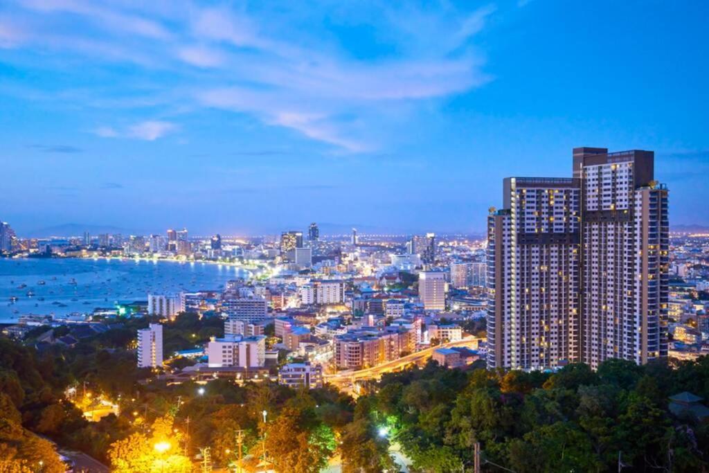 Unixx By Tech Apartamento Pattaya Exterior foto
